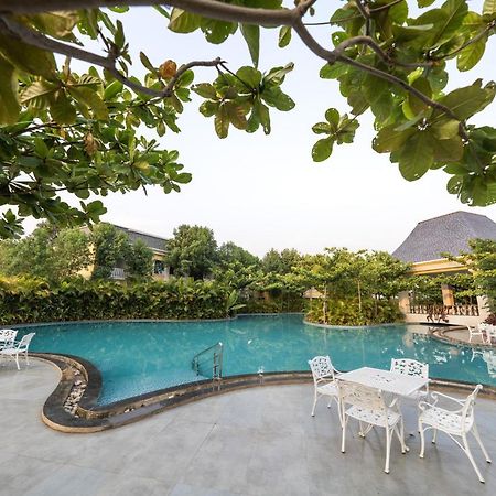 Fairway Golf & Lake Resort Naya Raipur Εξωτερικό φωτογραφία